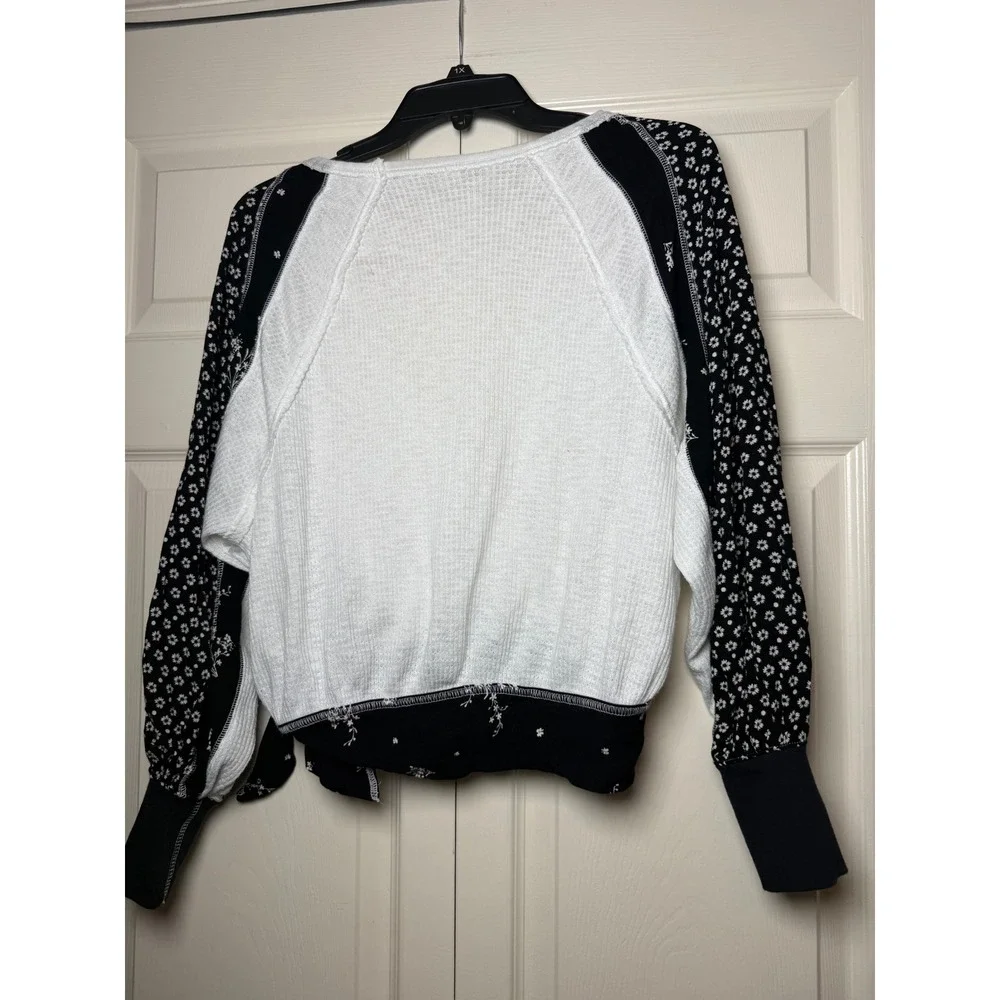 Free People Mixed Floral Thermal Wrap Top White Black XS Boho Surplice Tie Waist